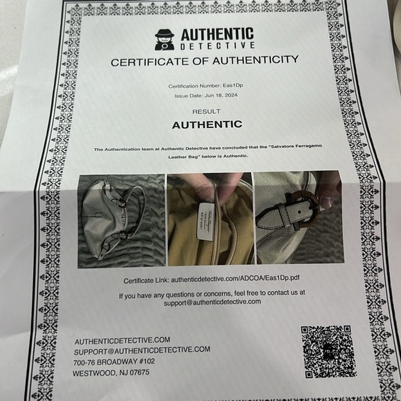 Salvatore Ferragamo shoulder bag with COA EUC cream color - Picture 4 of 17